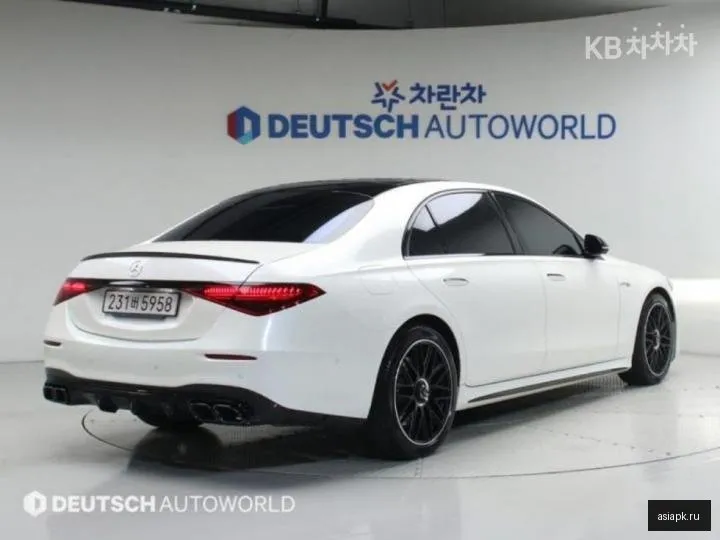 Mercedes-Benz S-Class AMG 3