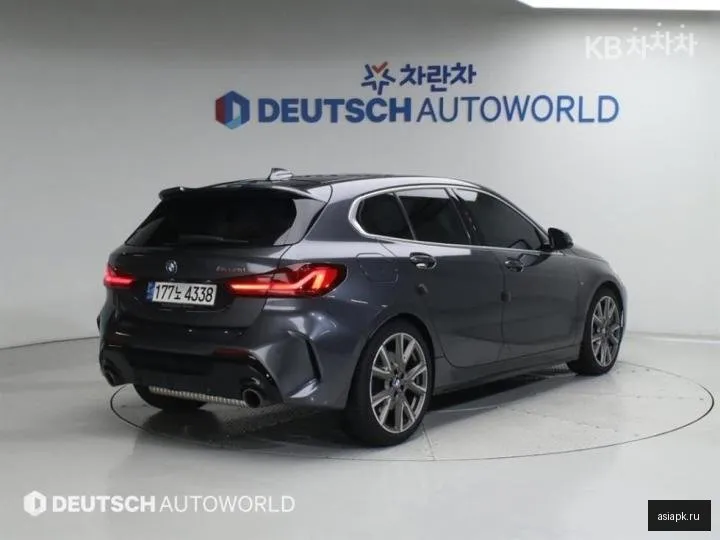BMW 1-Series 2