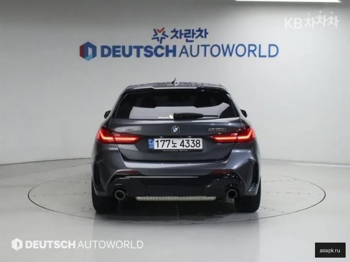 BMW 1-Series 4
