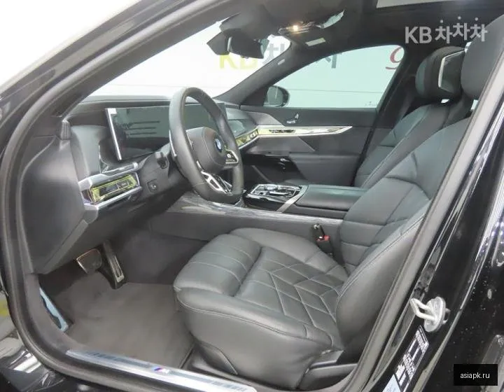 BMW 7-Series 5