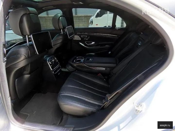 Mercedes-Benz S-Class 6