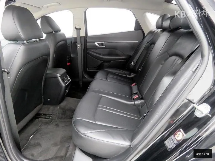 Hyundai Sonata 6