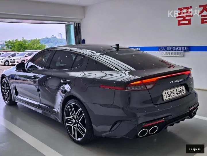Kia Stinger 2