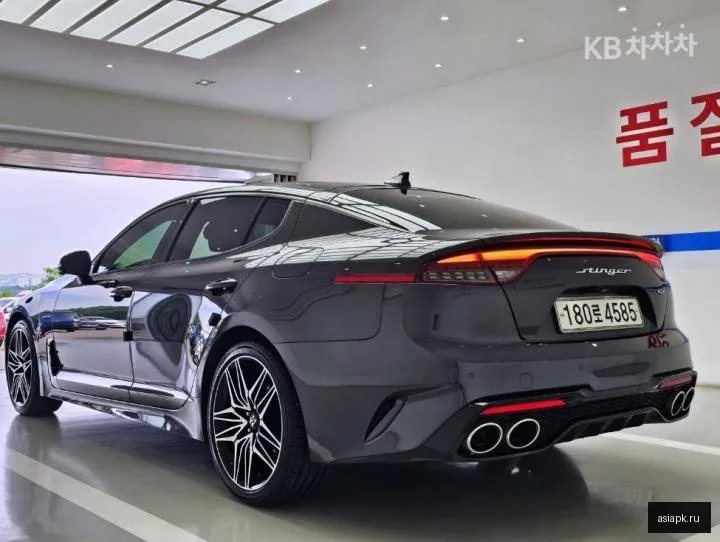 Kia Stinger 3