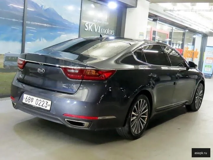 Kia K7 4