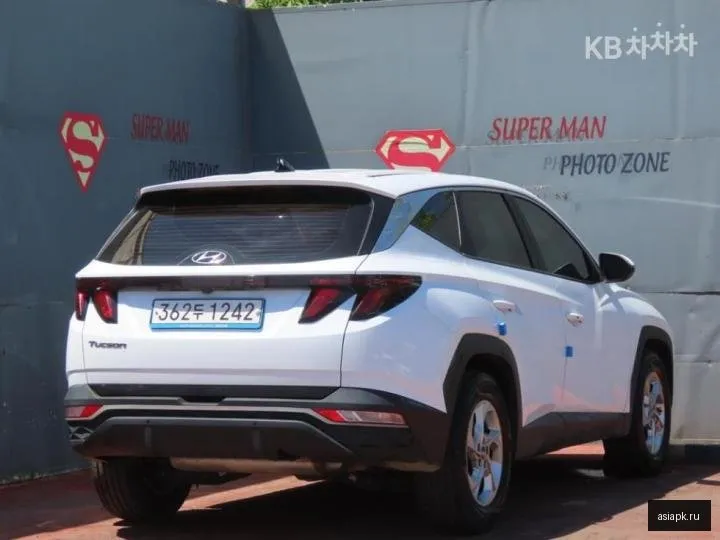 Hyundai Tucson 4