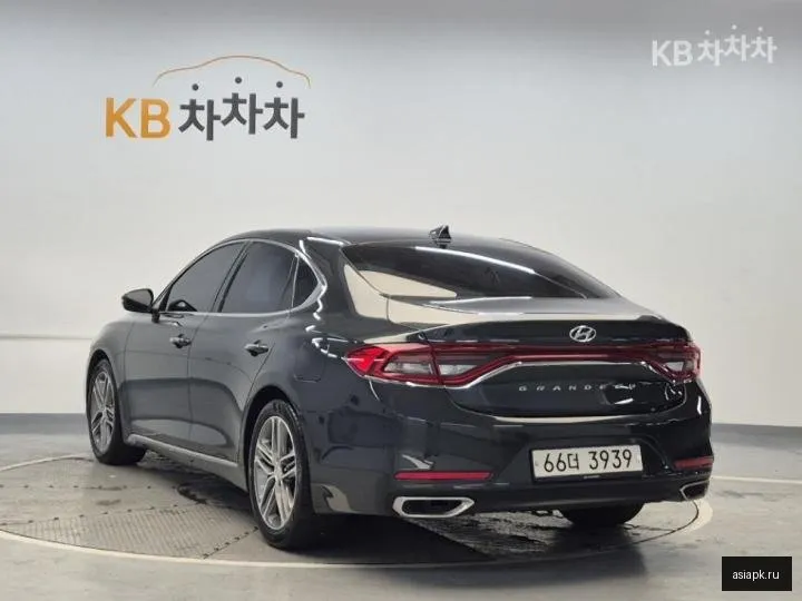 Hyundai Grandeur 2