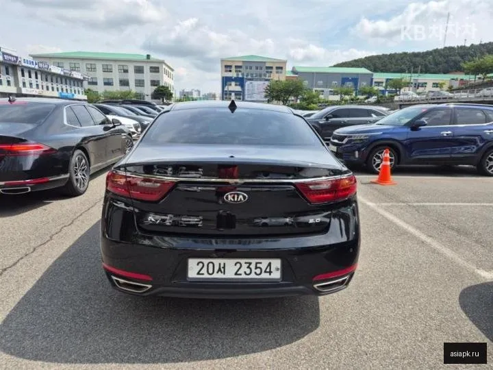 Kia K7 4