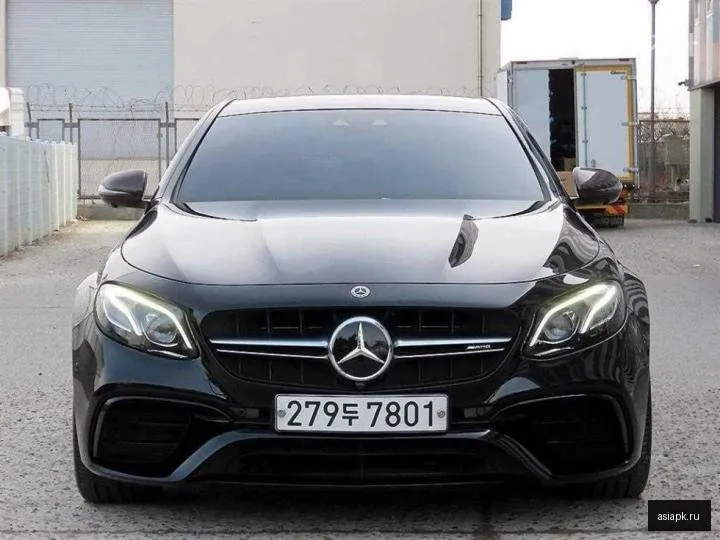 Mercedes-Benz AMG GT 2