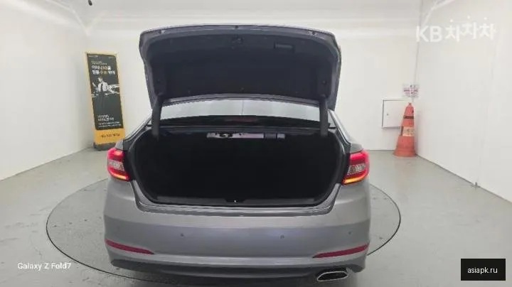 Hyundai Sonata 3
