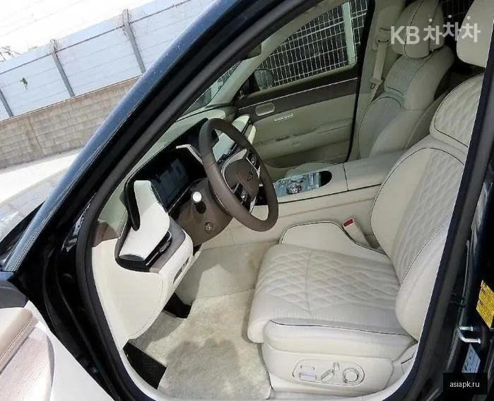 Genesis G90 5
