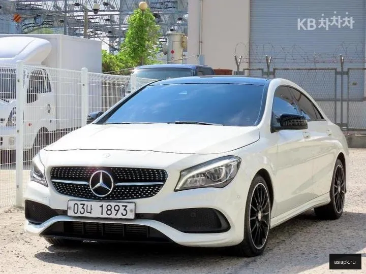 Mercedes-Benz CLA-Class AMG 2