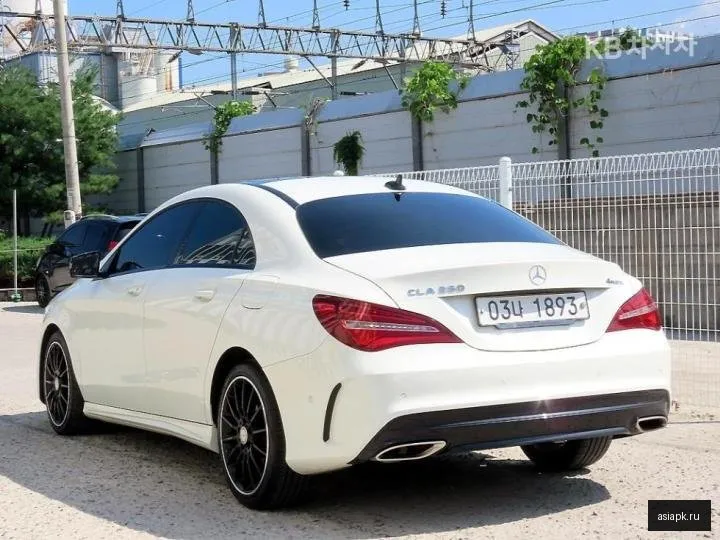 Mercedes-Benz CLA-Class AMG 3