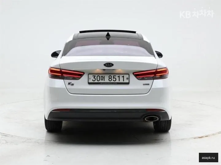 Kia K5 5