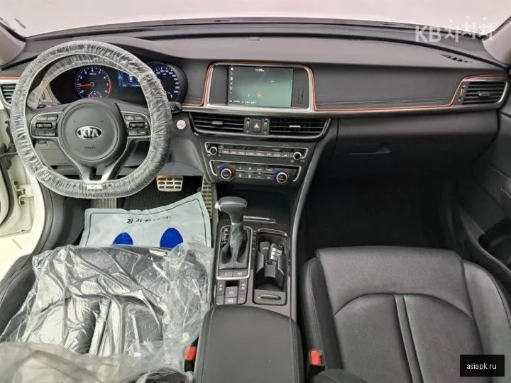 Kia K5 6