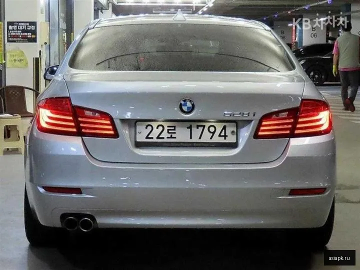BMW 5-Series 6