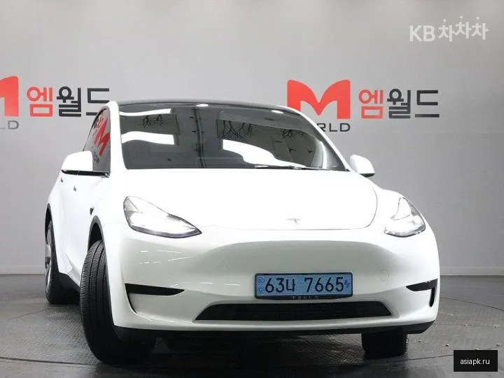 tesla Model Y 2