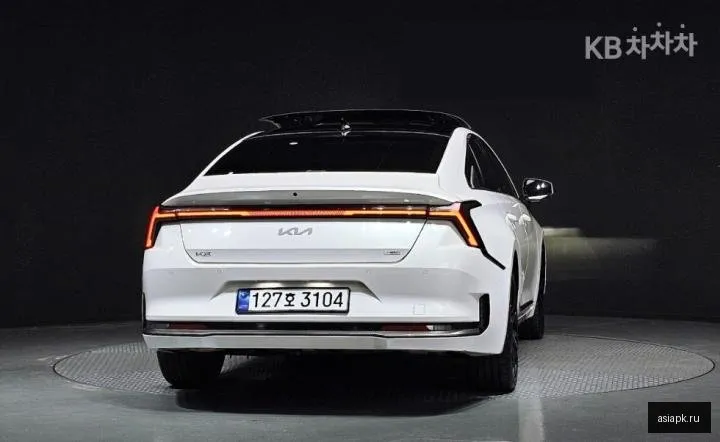 Kia K8 4