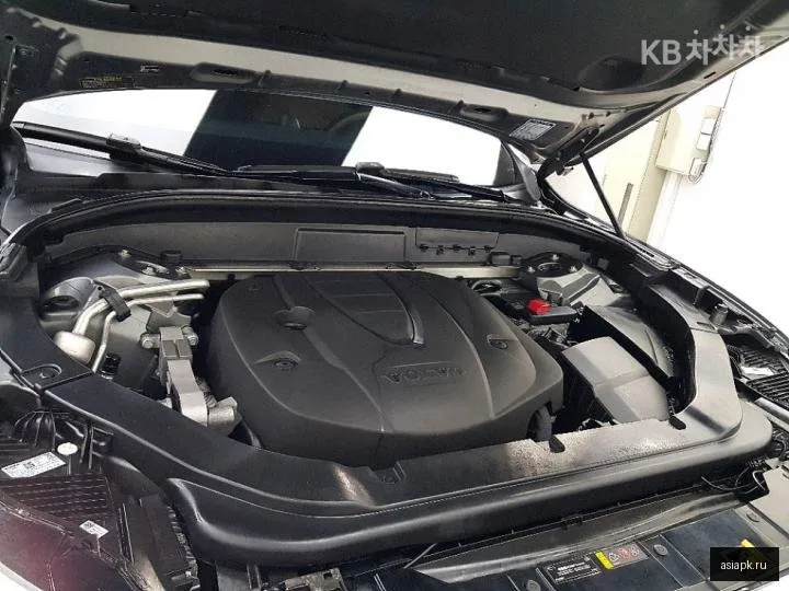 Volvo XC60 6