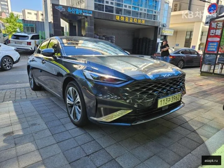 Kia K8 3