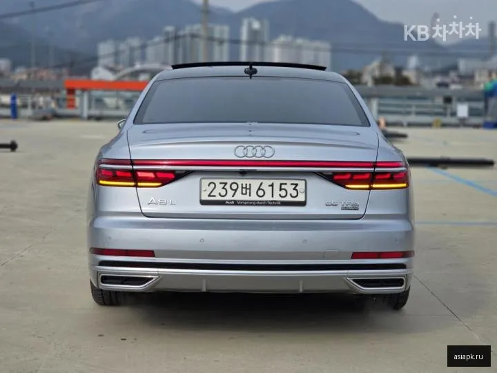 Audi A8 5