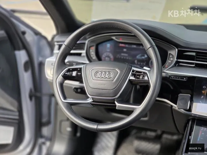 Audi A8 6