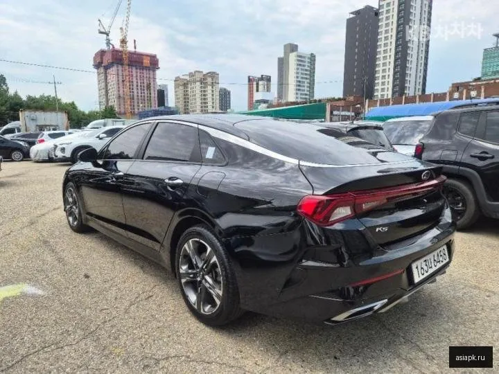 Kia K5 4