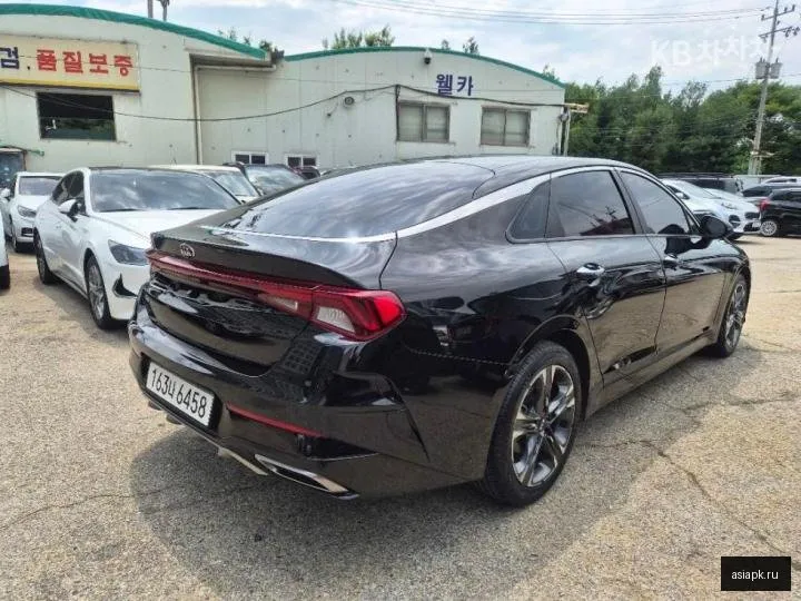 Kia K5 5