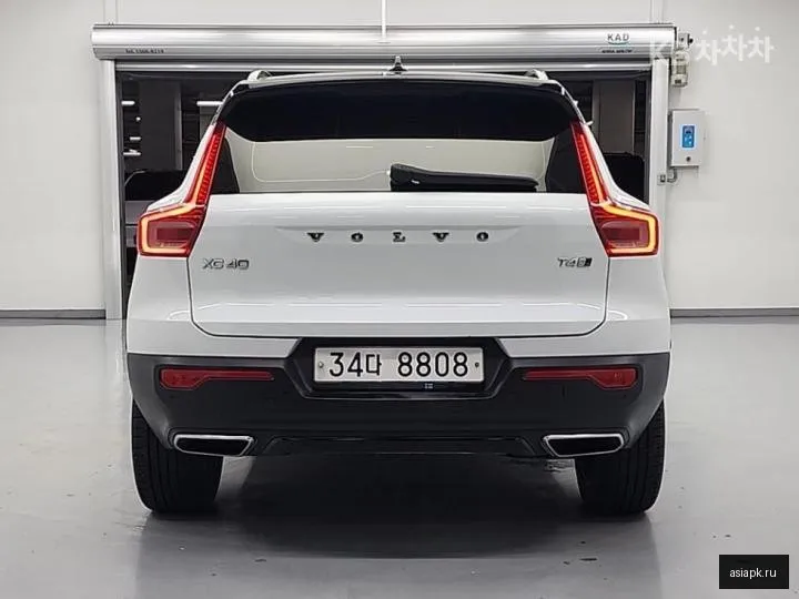 Volvo XC40 3