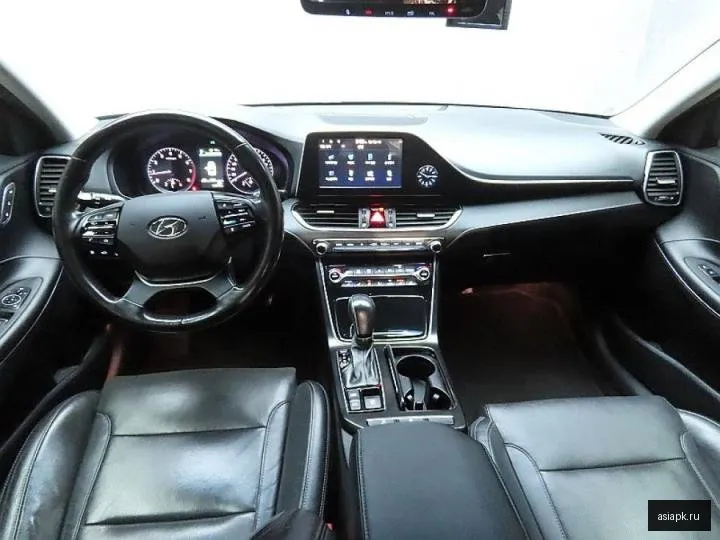 Hyundai Grandeur 6