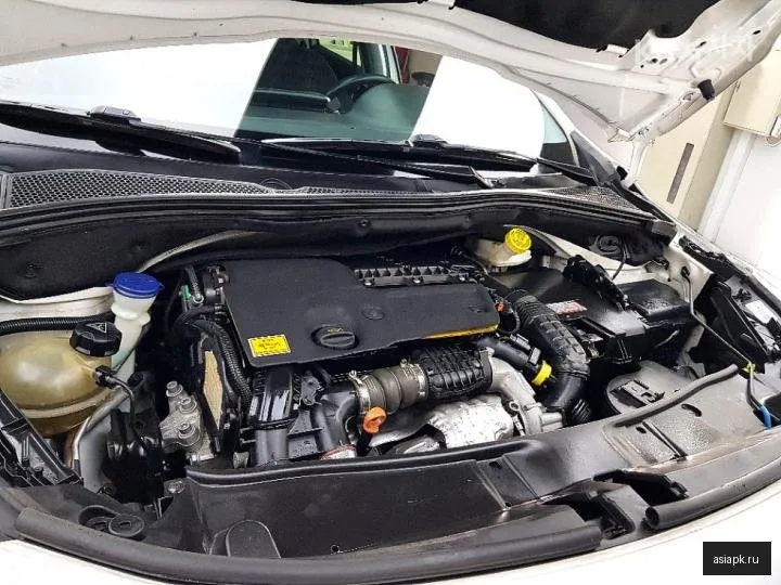 Peugeot 2008 6