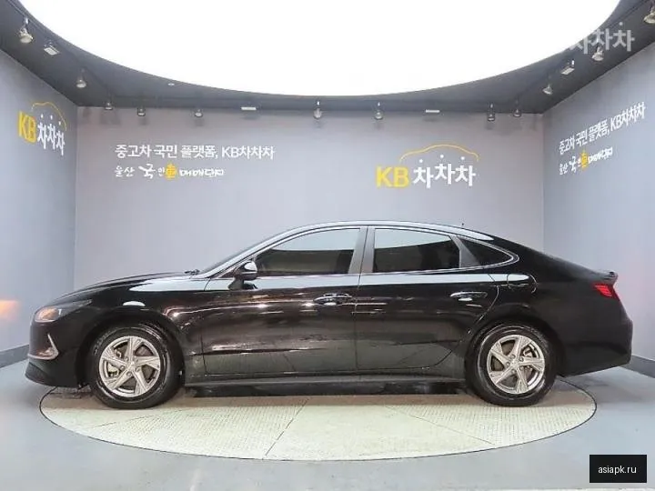 Hyundai Sonata 5