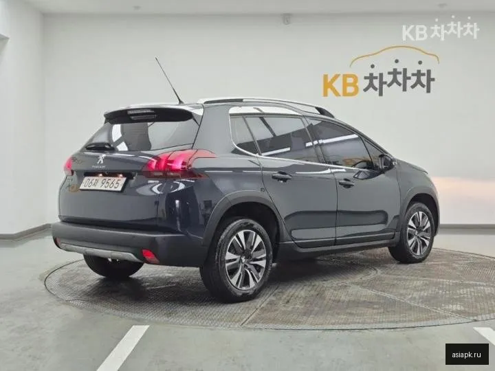 Peugeot 2008 4