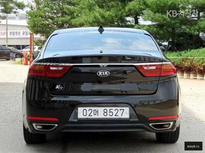 Kia K7 4