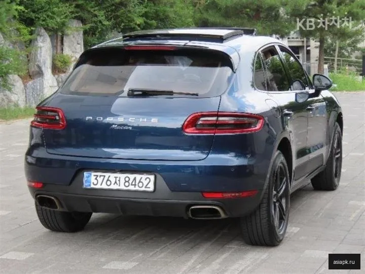 Porsche Macan 3
