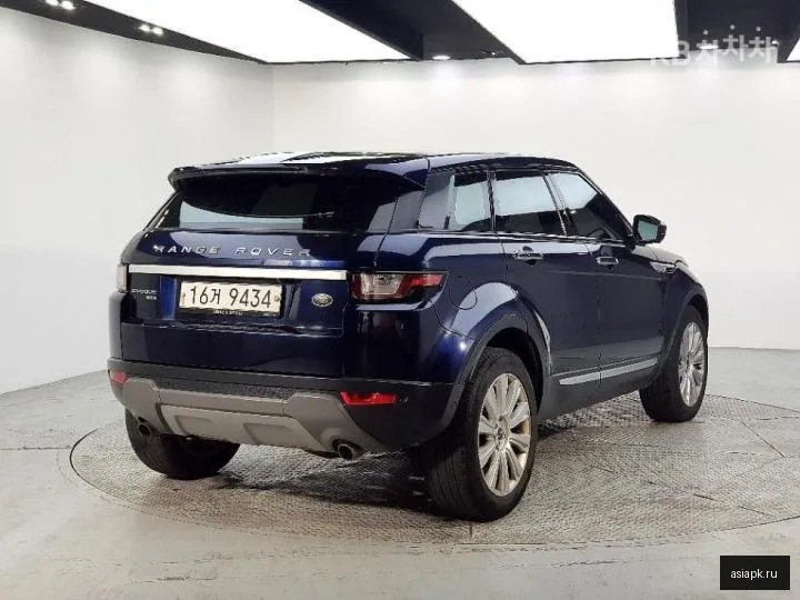 Land Rover Range Rover Evoque 4