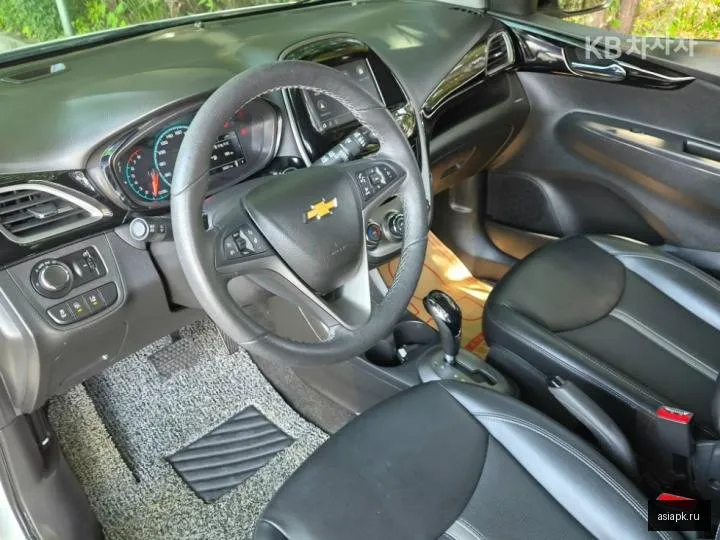 Chevrolet Spark 5