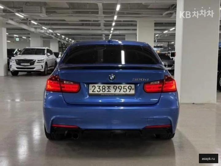 BMW 3-Series 6