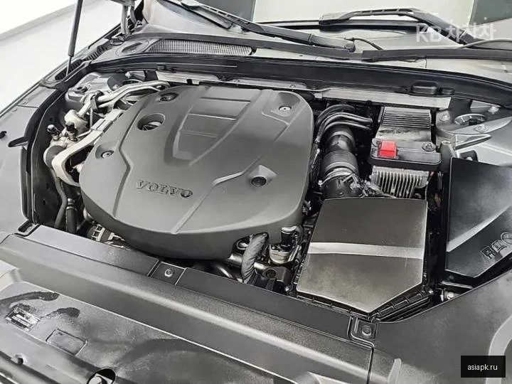 Volvo S90 5