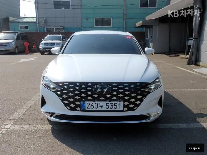 Hyundai Grandeur 2