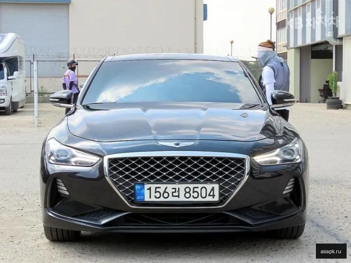 Genesis G70