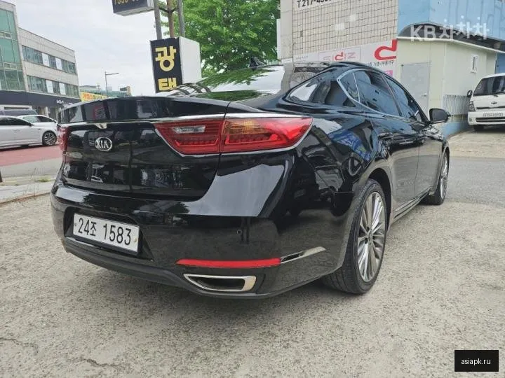 Kia K7 6