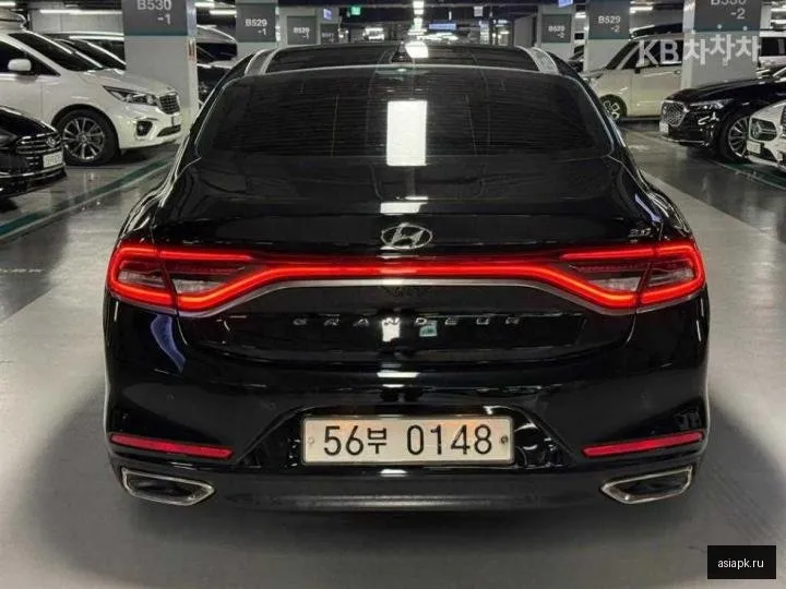 Hyundai Grandeur 3