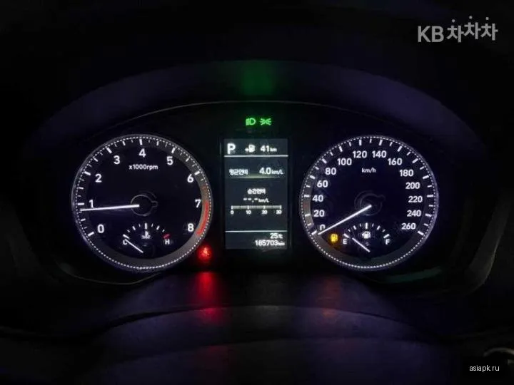 Hyundai Grandeur 6