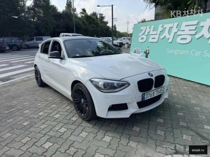BMW 1-Series 6