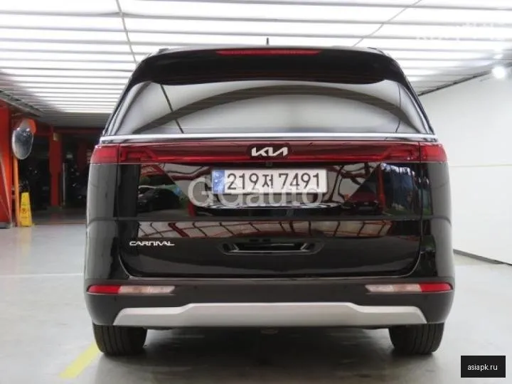 Kia Carnival 3