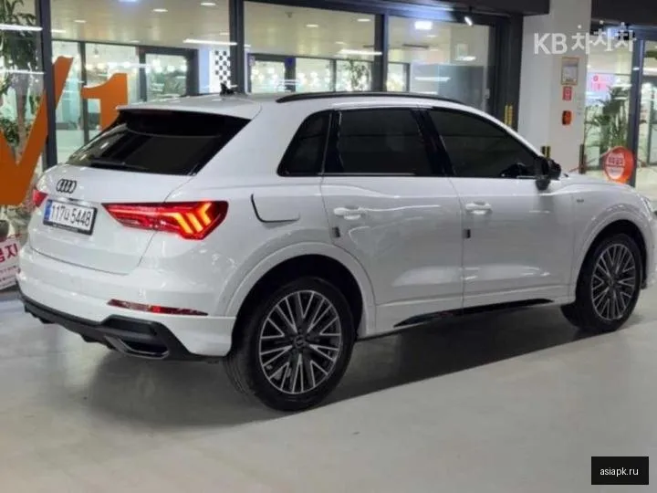 Audi Q3 4