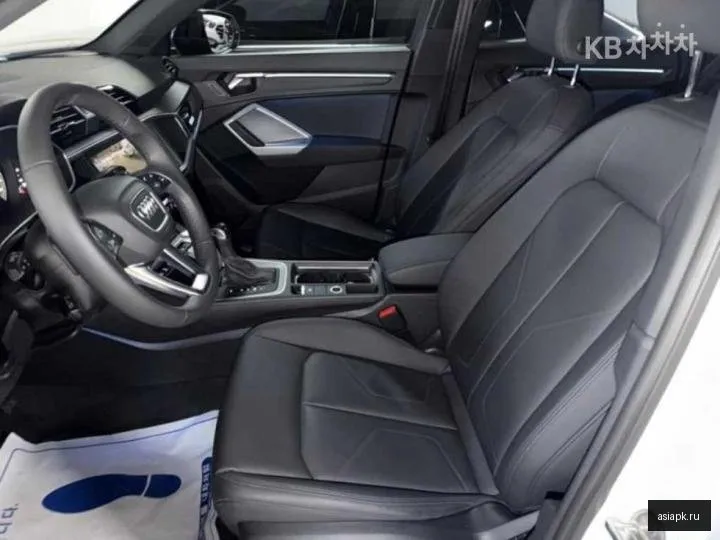 Audi Q3 6