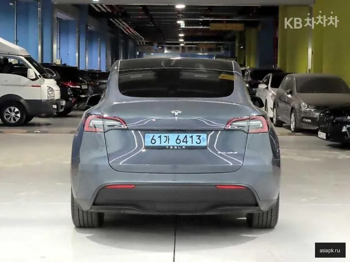 tesla Model Y 3