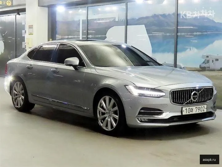 Volvo S90